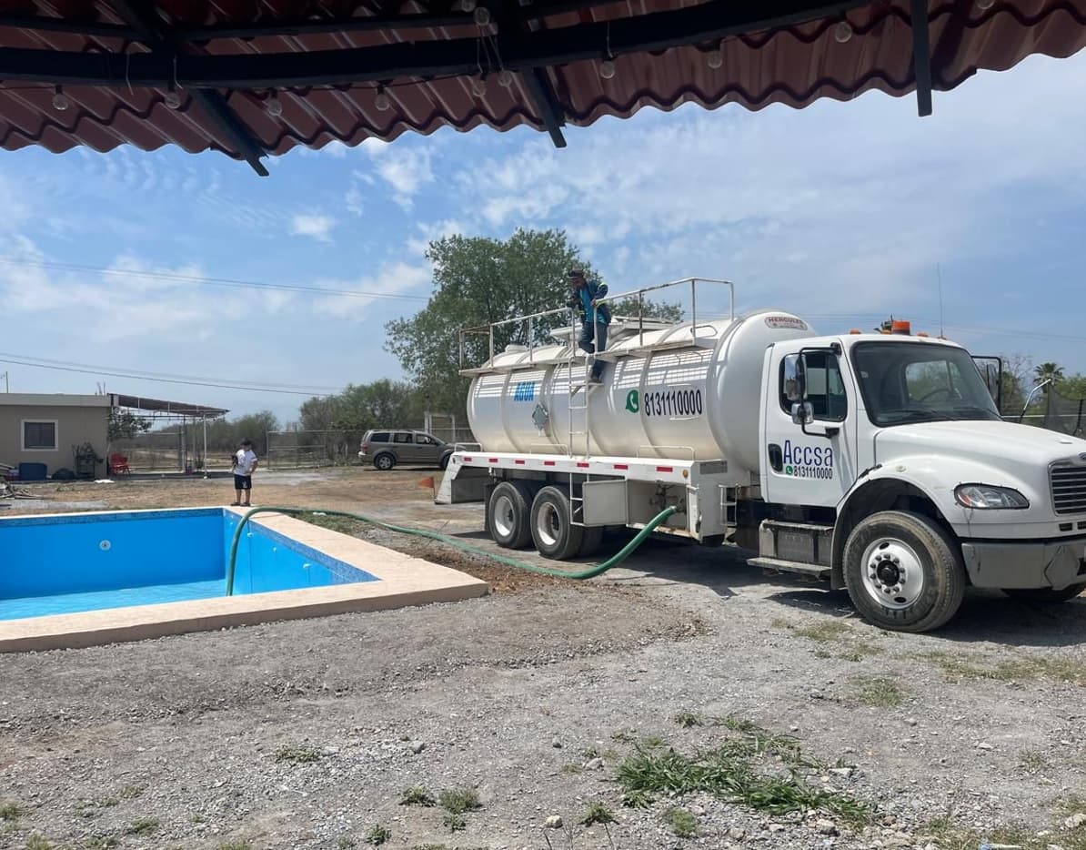 pipas de agua desmineralizada Cadereyta